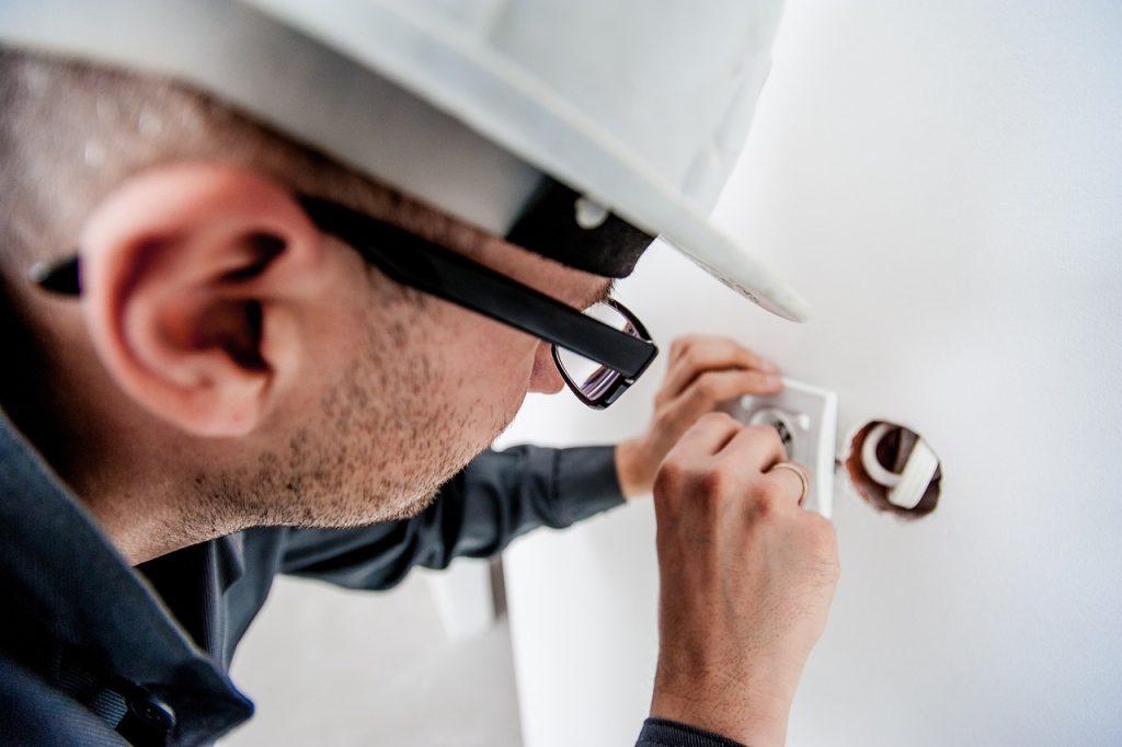 electrician anre repara